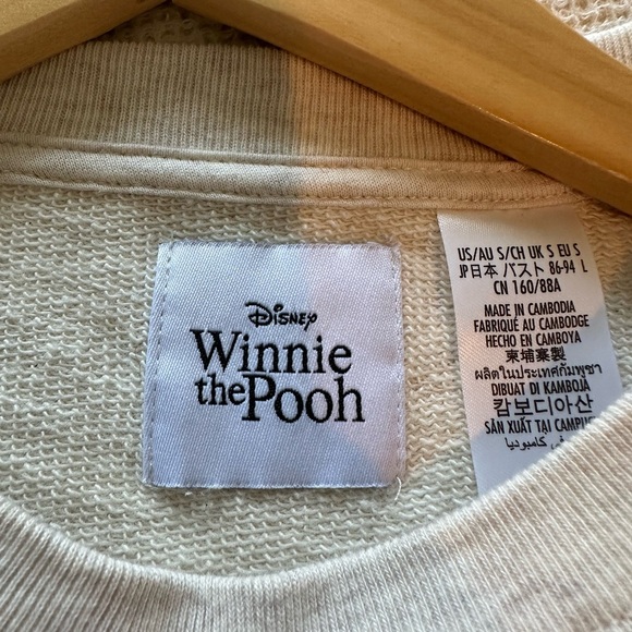 Disney Winnie the Pooh Woman’s cream Sweatshirt Crop Top - Picture 5 of 7